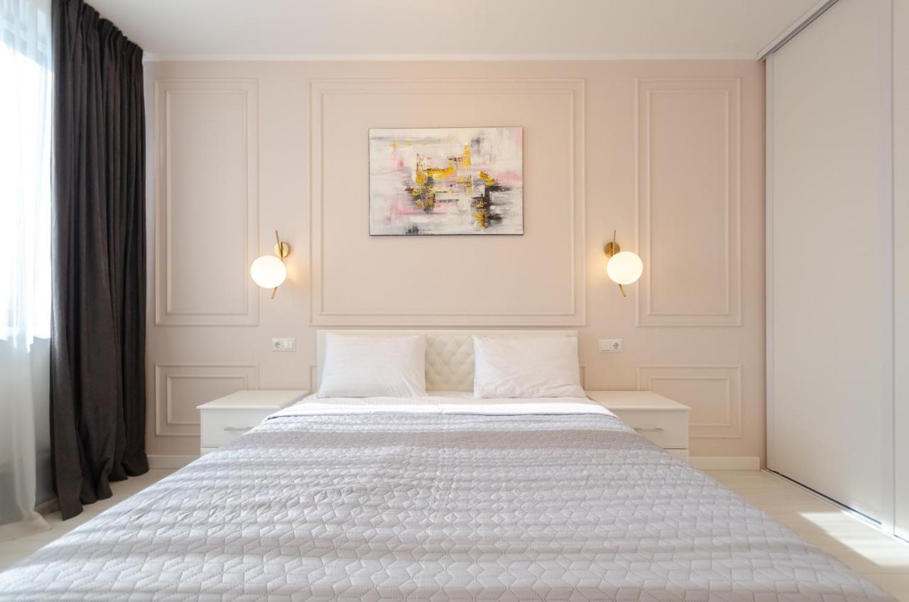Petrovdom 13-141 In Rc New York Concept House With Bathroom Киев Экстерьер фото